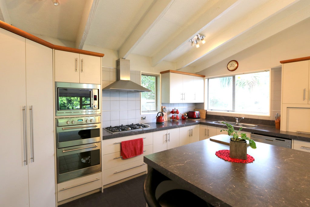 25A Metzger Street, Georgetown, Invercargill - Carousel 2