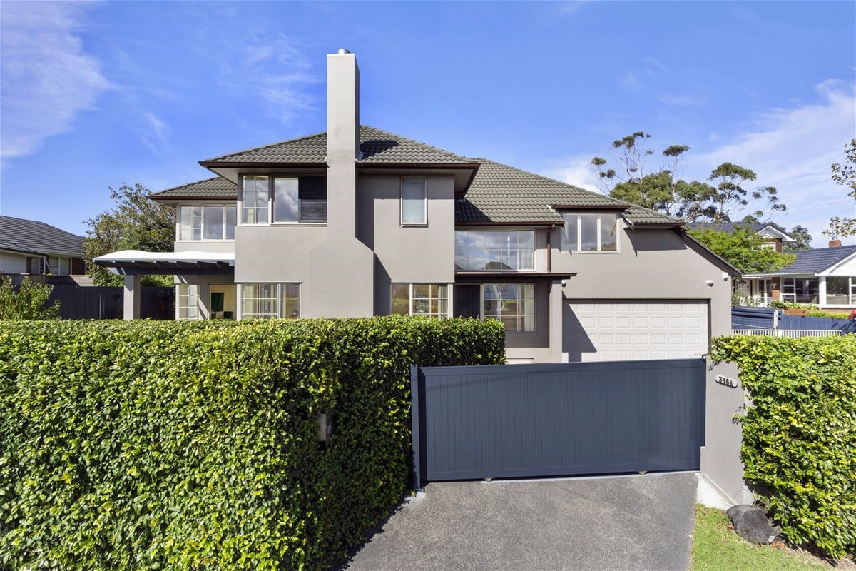 316A East Coast Rd, Forrest Hill, North Shore City - Carousel 1