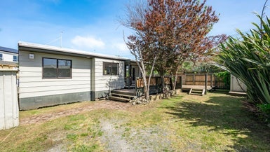 44A Eatwell Avenue, Paraparaumu Beach, Paraparaumu - Carousel 1
