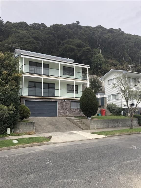 23 Cleary Street, Waterloo, Lower Hutt - Carousel 1
