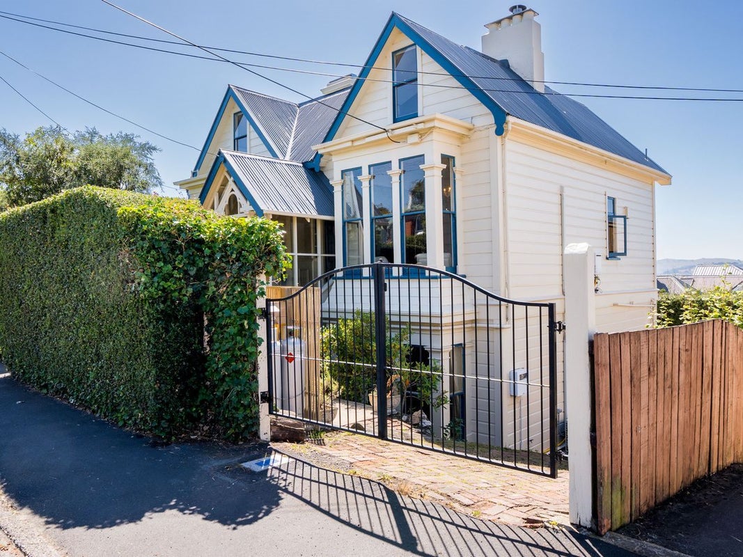 31 Elgin Road, Mornington, Dunedin - Carousel 1