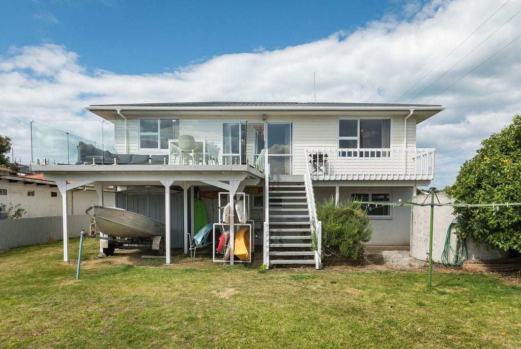 22 Tatai Road, Bowentown, Katikati - Carousel 1