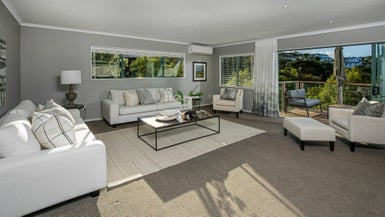 32 Braemar Road, Castor Bay, Auckland - Carousel 1