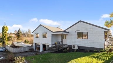5 Lagoon Place, Poike, Tauranga - Carousel 1