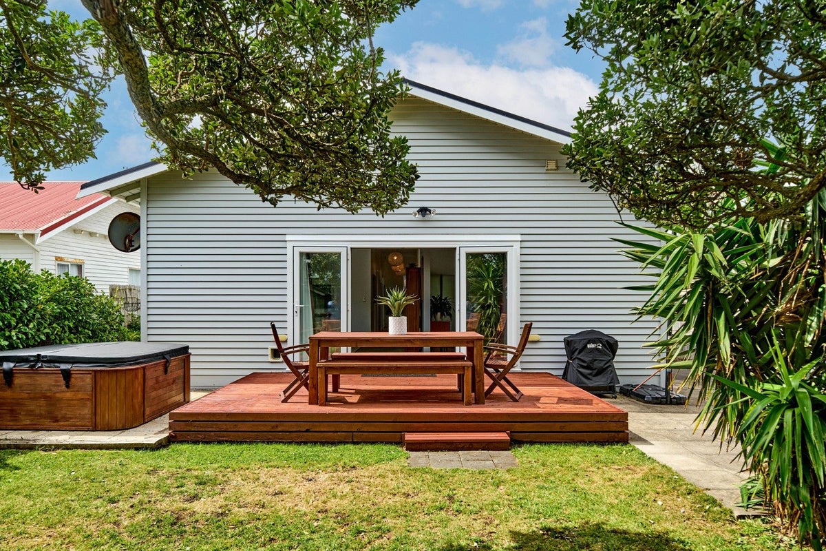 62 Heretaunga Street, Petone, Lower Hutt, Wellington - Carousel 1
