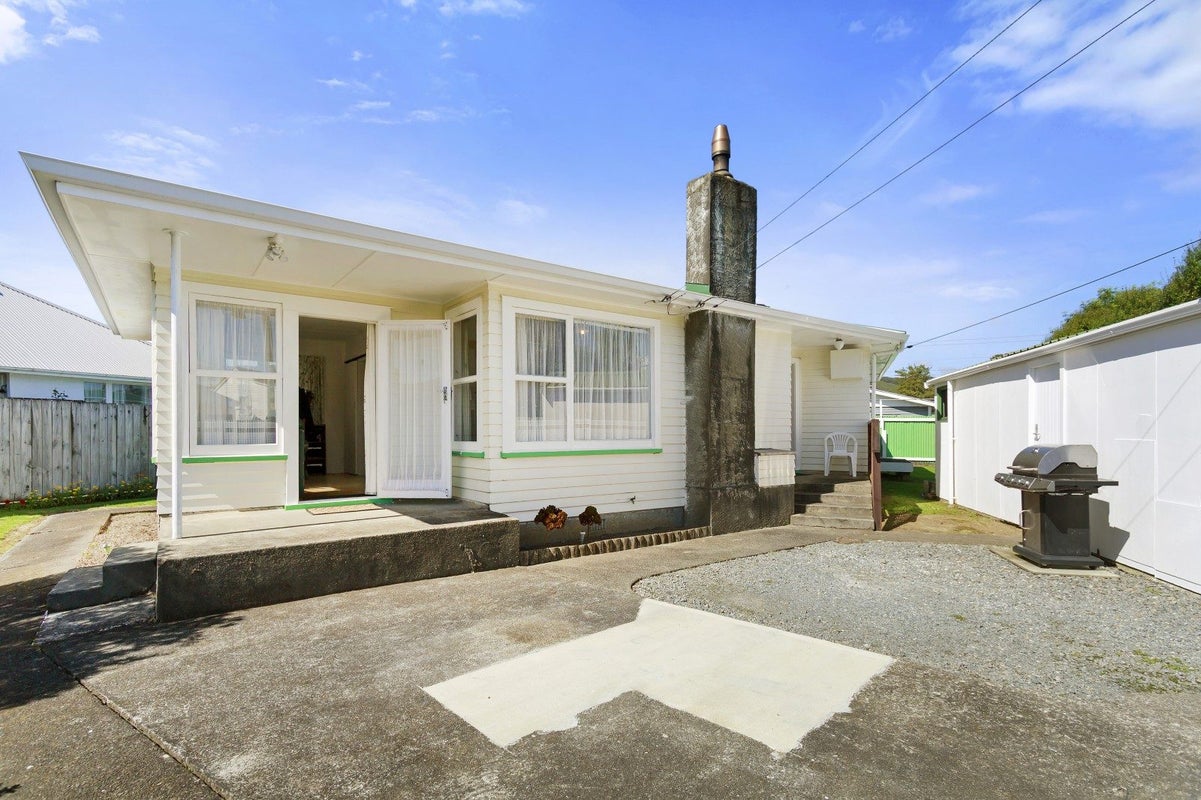 61A Ararino Street, Trentham, Upper Hutt - Carousel 2