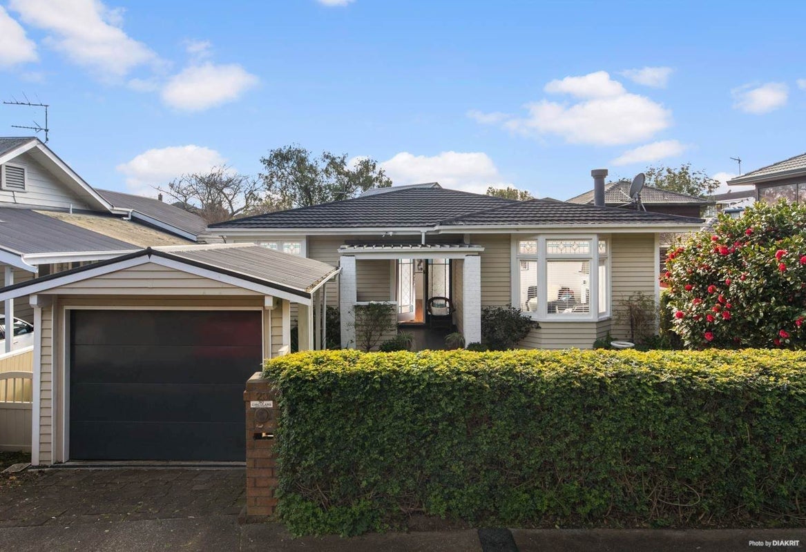 23A Alba Road, Epsom, Auckland - Carousel 1