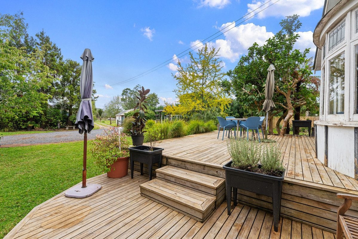 9 Taupaki Road, Henderson - Carousel 1
