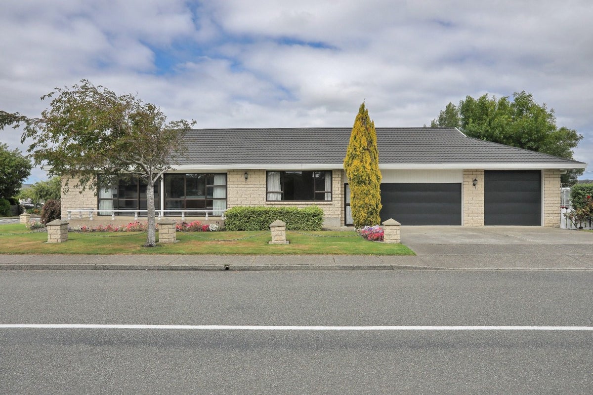 35 Vogel Street, Waikiwi, Invercargill - Carousel 1