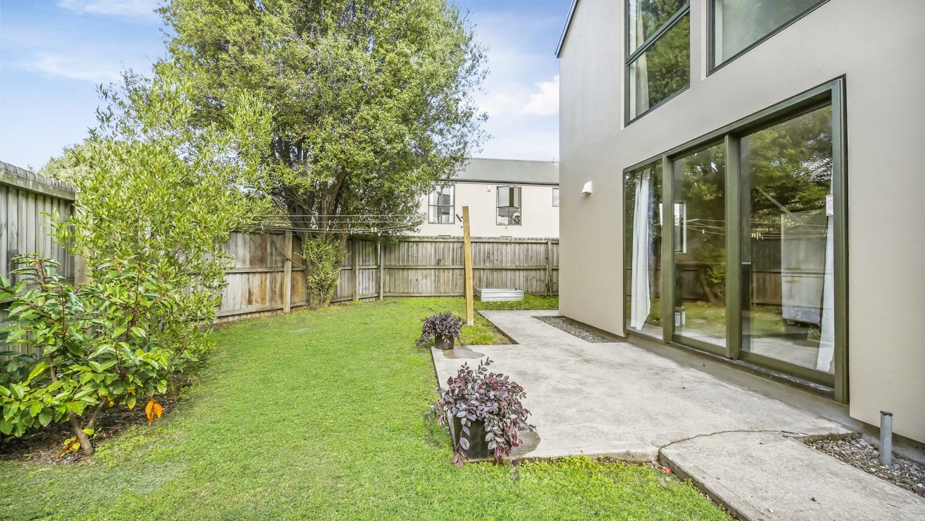 9 Tonga Place, Riccarton, Christchurch - Carousel 1