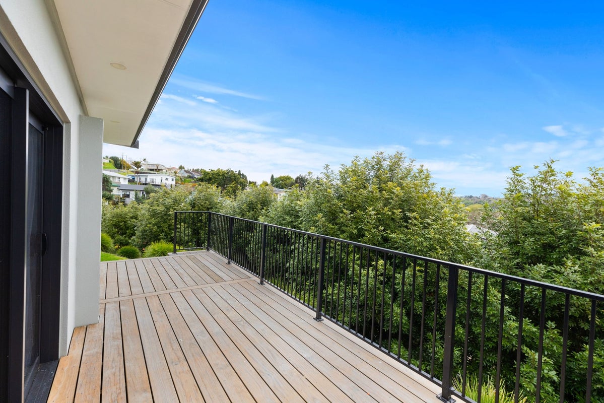 4B Scott Street, Gate Pa, Tauranga - Carousel 2
