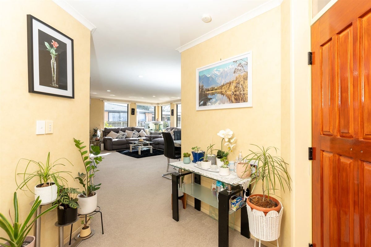 298 Thomas Road, Rototuna North, Hamilton - Carousel 2