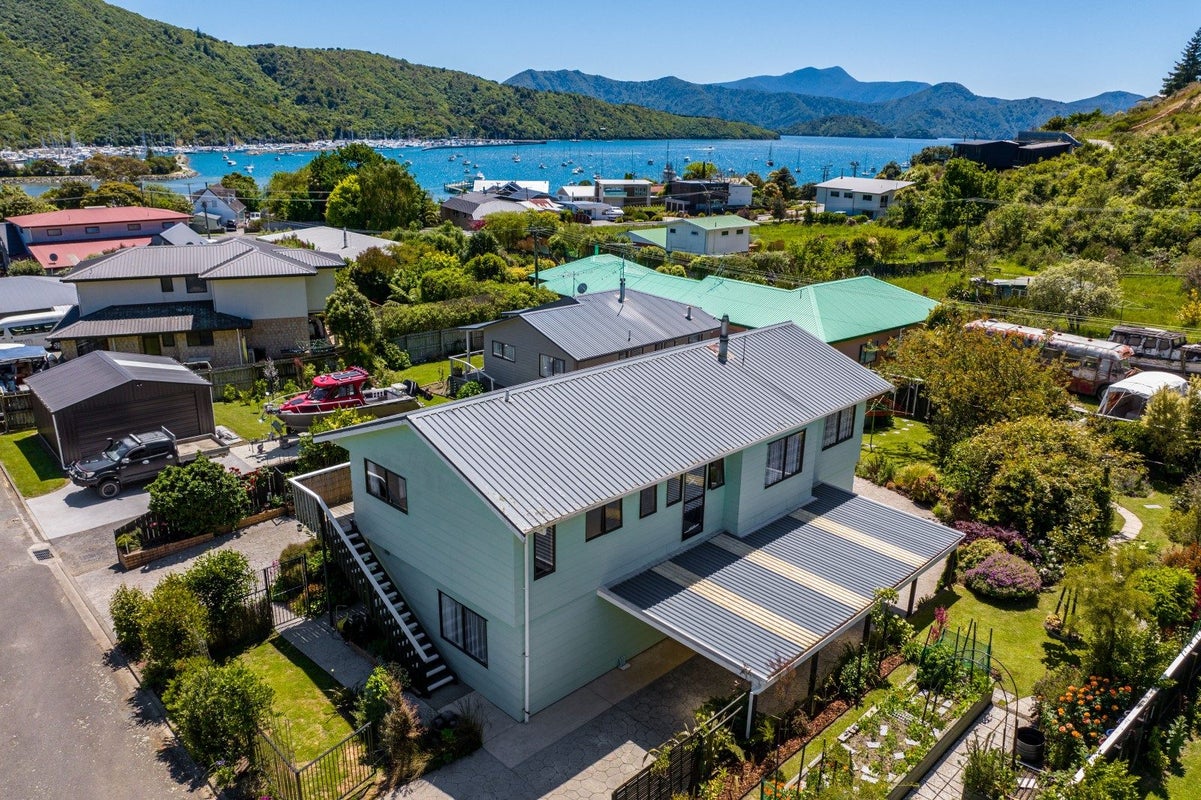 312E Waikawa Road, Waikawa, Picton - Carousel 2