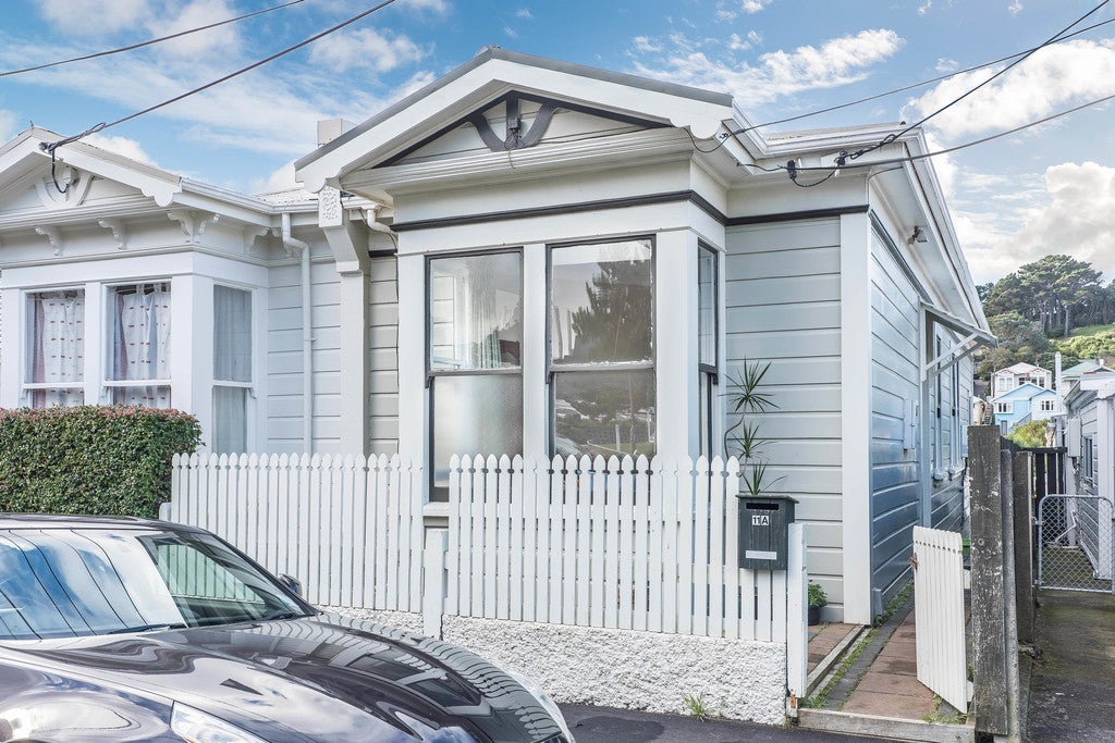 11 Owen Street, Newtown, Wellington - Carousel 1