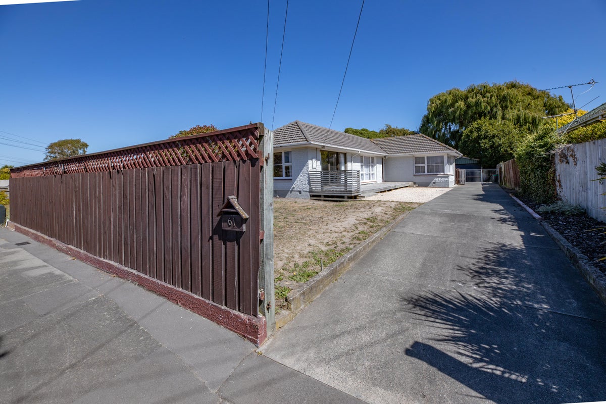 61 Eureka Street, Aranui, Christchurch - Carousel 22