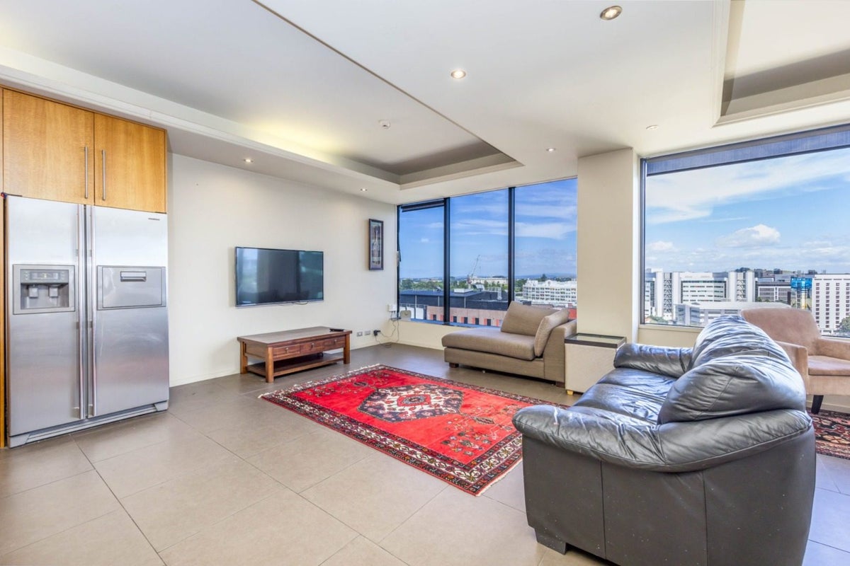 10A/2 St Martins Lane, Grafton, Auckland - Carousel 2