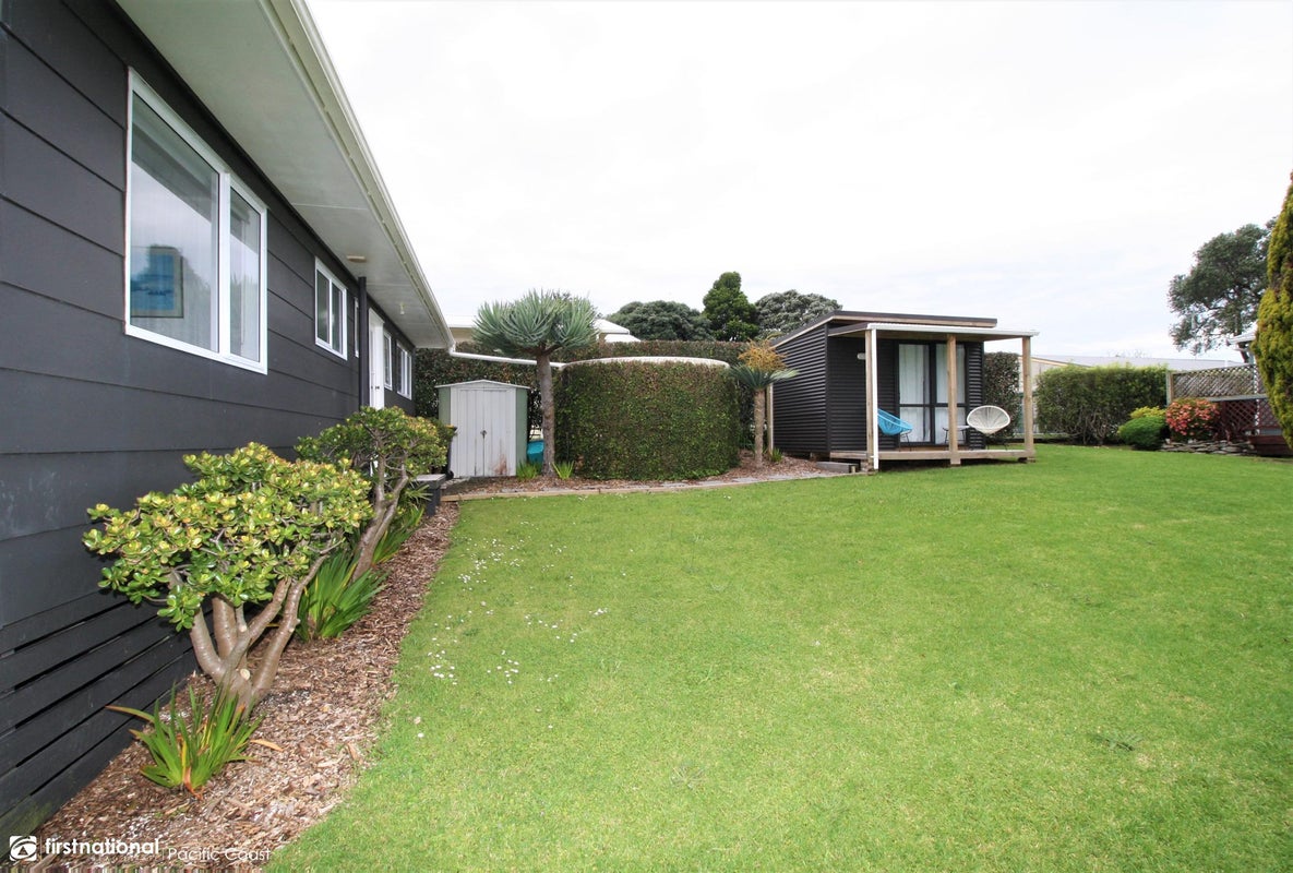 19 Whiritoa Beach Road, Whiritoa, Waihi - Carousel 26