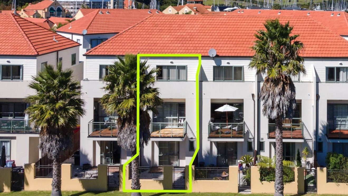 16 Waterside Crescent, Gulf Harbour, Whangaparaoa - Carousel 1