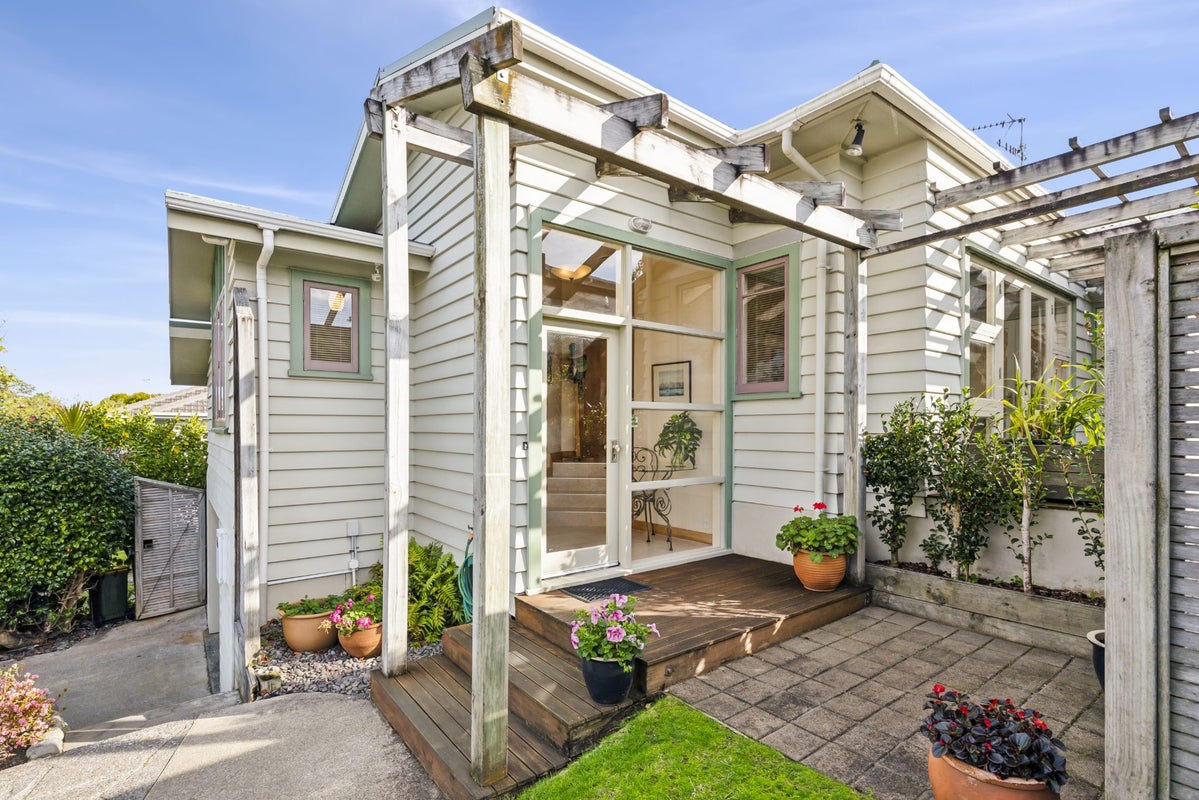 43 Golf Road, Paraparaumu Beach, Paraparaumu - Carousel 2