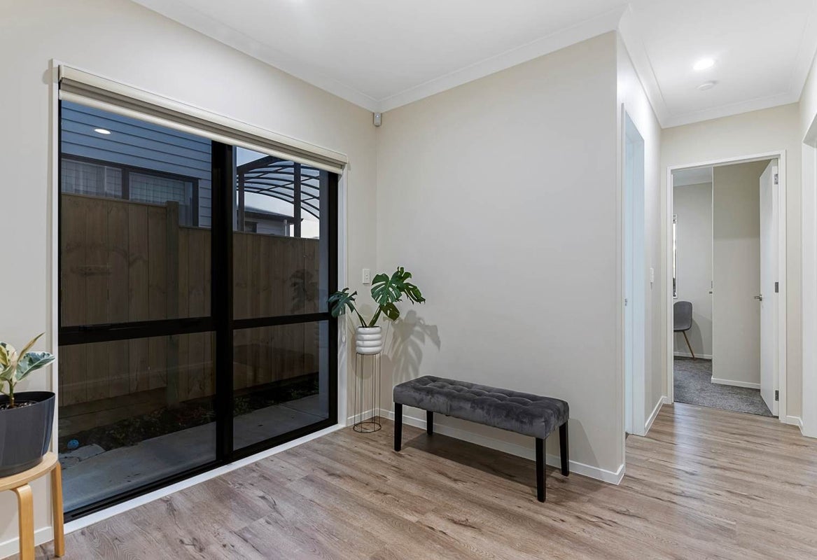 7 Hauhake Road, Flat Bush, Auckland - Carousel 2