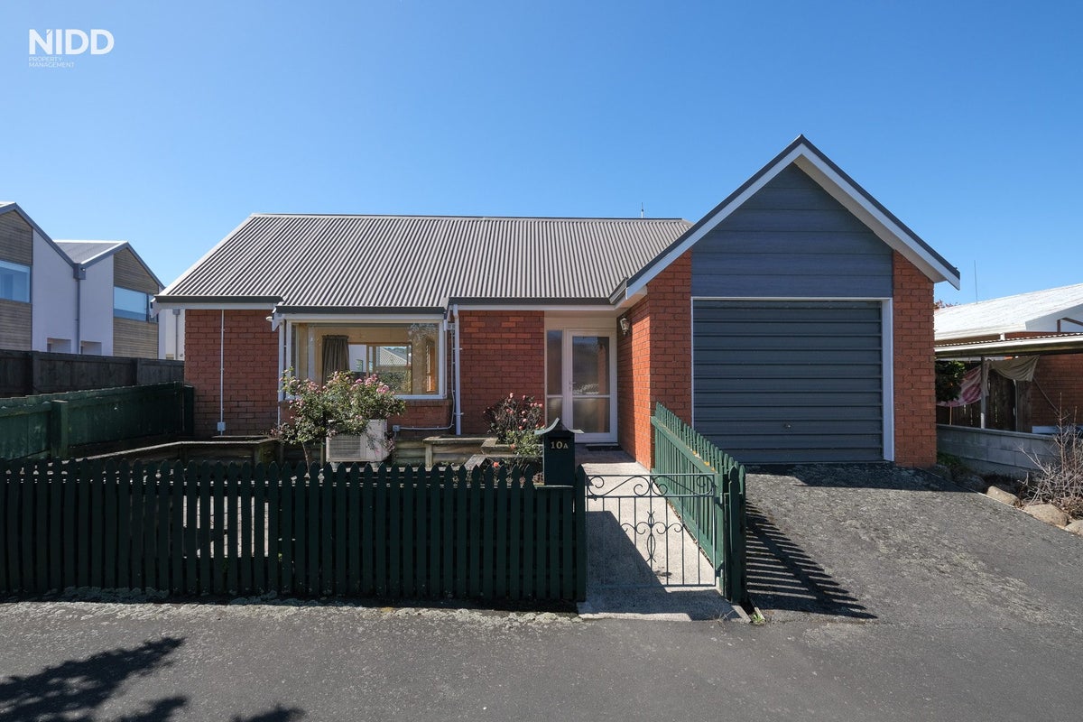 10A Baker Street, Caversham, Dunedin - Carousel 1