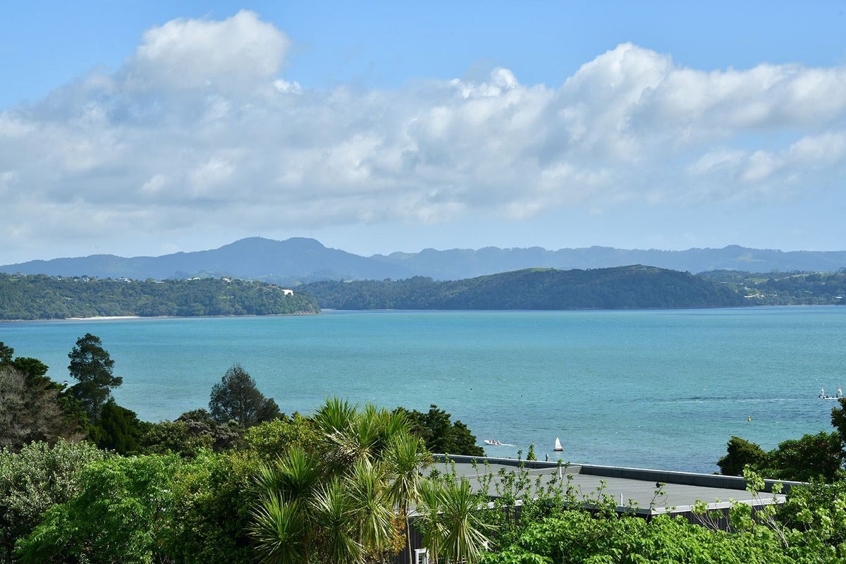 5 Athol Place, Algies Bay, Warkworth - Carousel 1