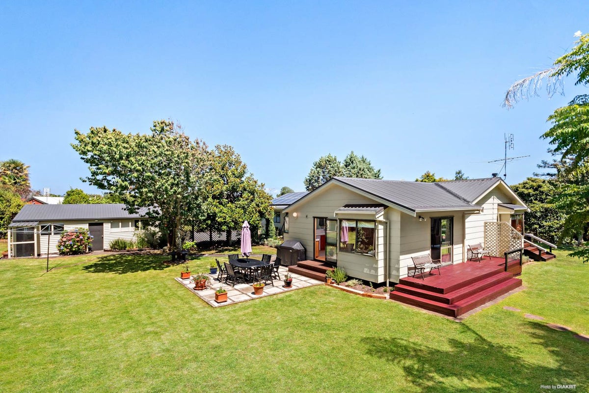 7 Carbine Lane, Waiuku, Waiuku - Carousel 1