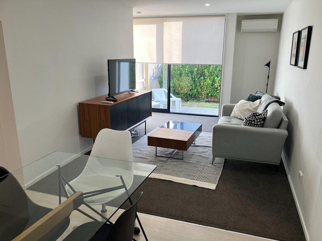 11 Verlamio Lane, Edgeware, Christchurch - Carousel 2