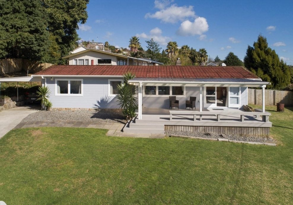 202 Welcome Bay Road, Welcome Bay, Tauranga - Carousel 1