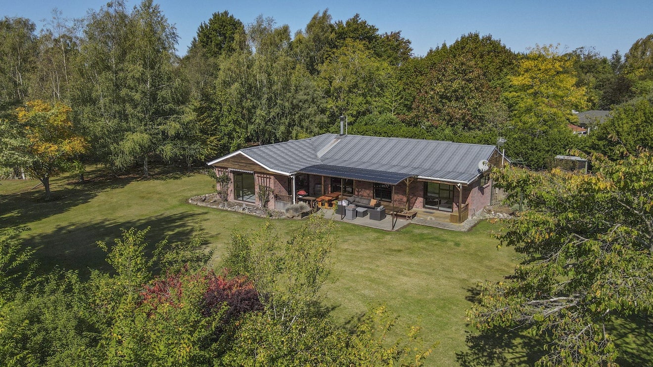 4 Glenbrae Place, Loburn, Rangiora - Carousel 1