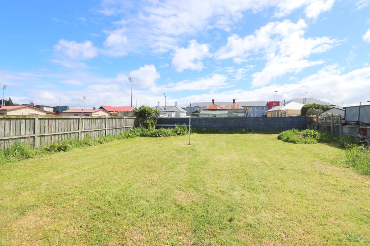 10 Rugby Street, Georgetown, Invercargill - Carousel 2