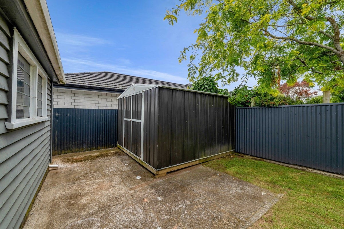 7 Hursthouse Street, Vogeltown, New Plymouth - Carousel 2