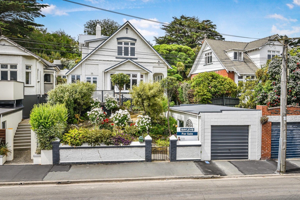 157 Victoria Road, Saint Clair, Dunedin - Carousel 1