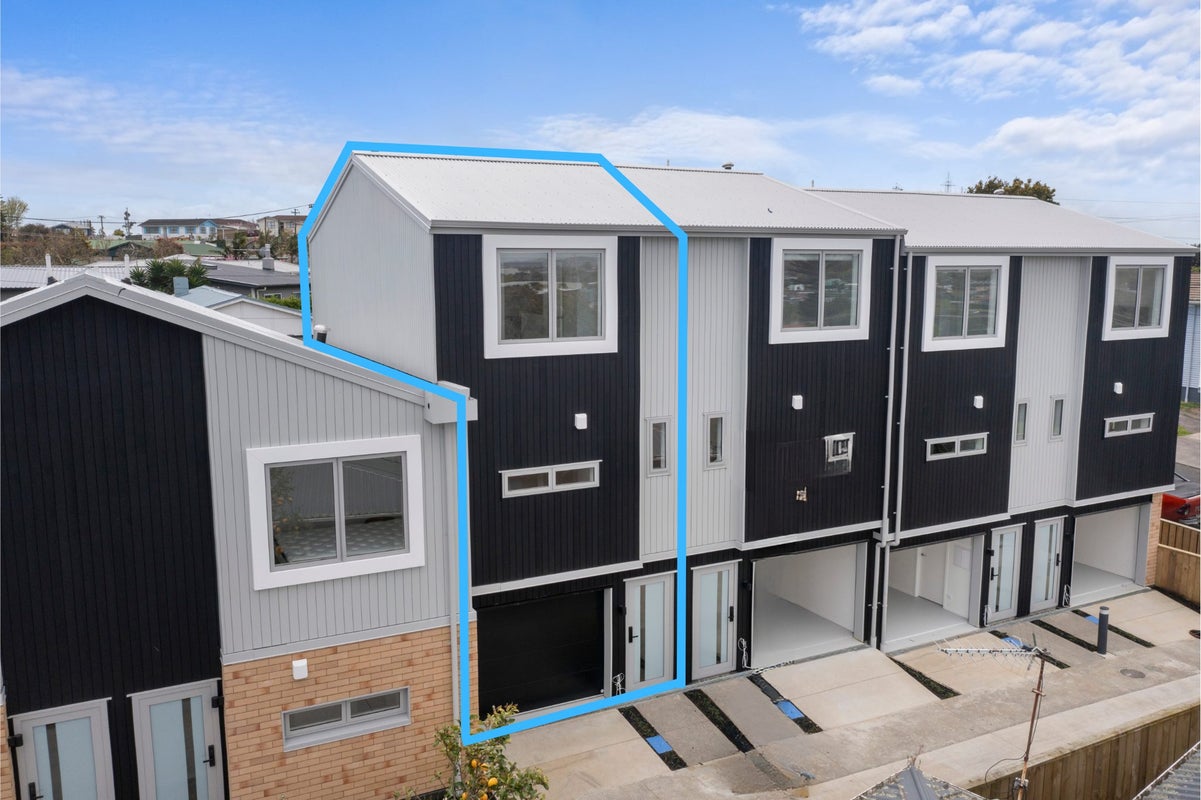 69 Helen Jenepher Lane, Mount Wellington, Auckland - Carousel 2