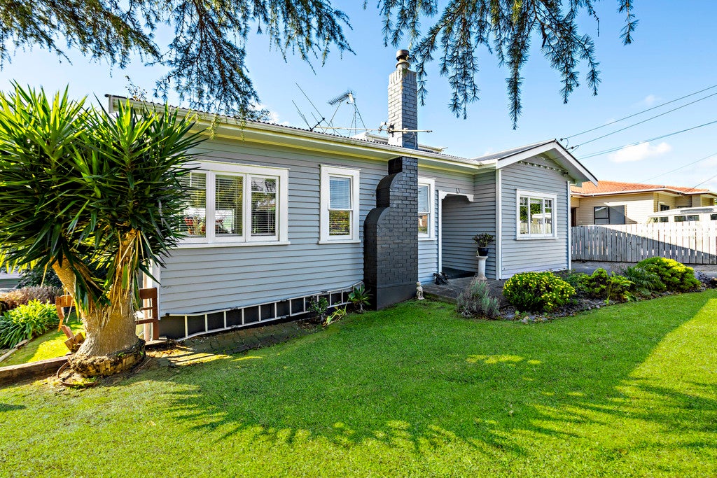 26A Sturges Avenue, Otahuhu, Auckland - Carousel 1