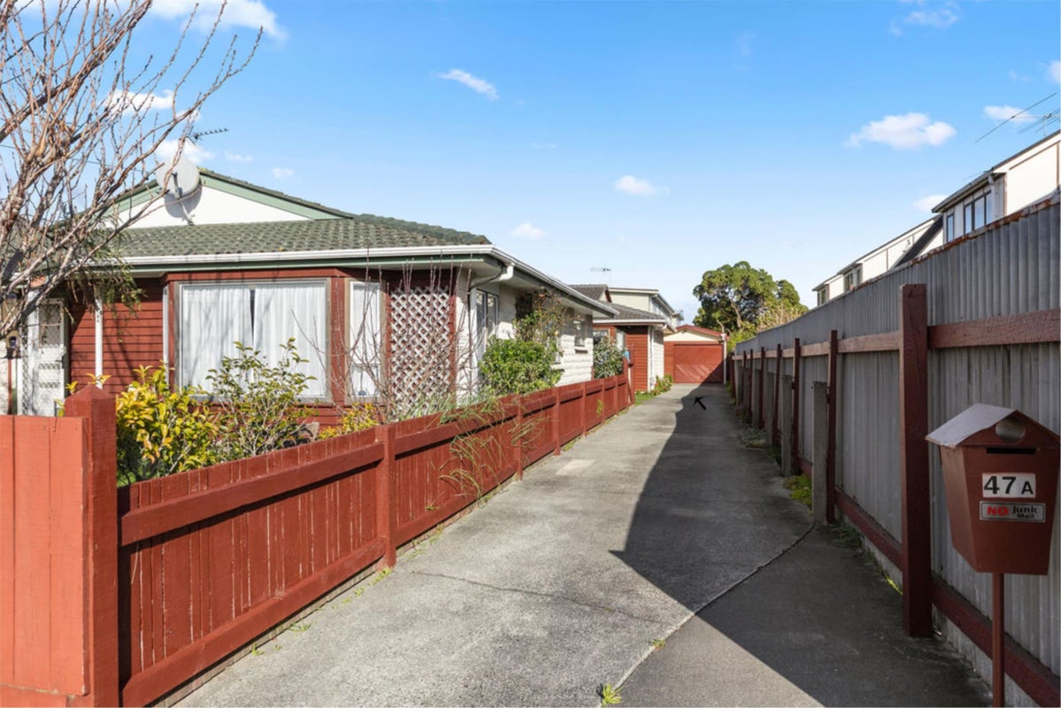47A Whites Line West, Woburn, Lower Hutt - Carousel 18