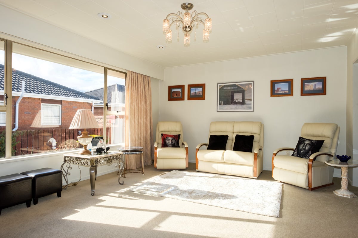 27B Queens Drive, Saint Kilda, Dunedin - Carousel 2
