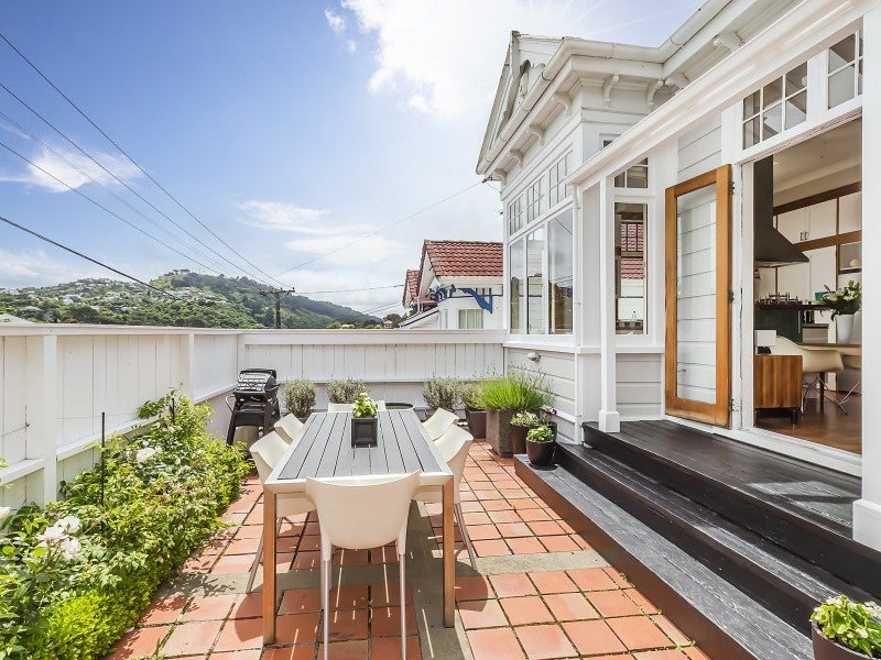 41 Rimu Road, Kelburn, Wellington - Carousel 2