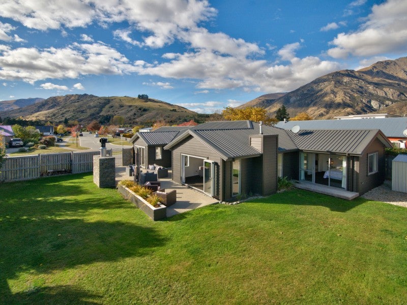 35 Hope Avenue, Lake Hayes, Queenstown - Carousel 2