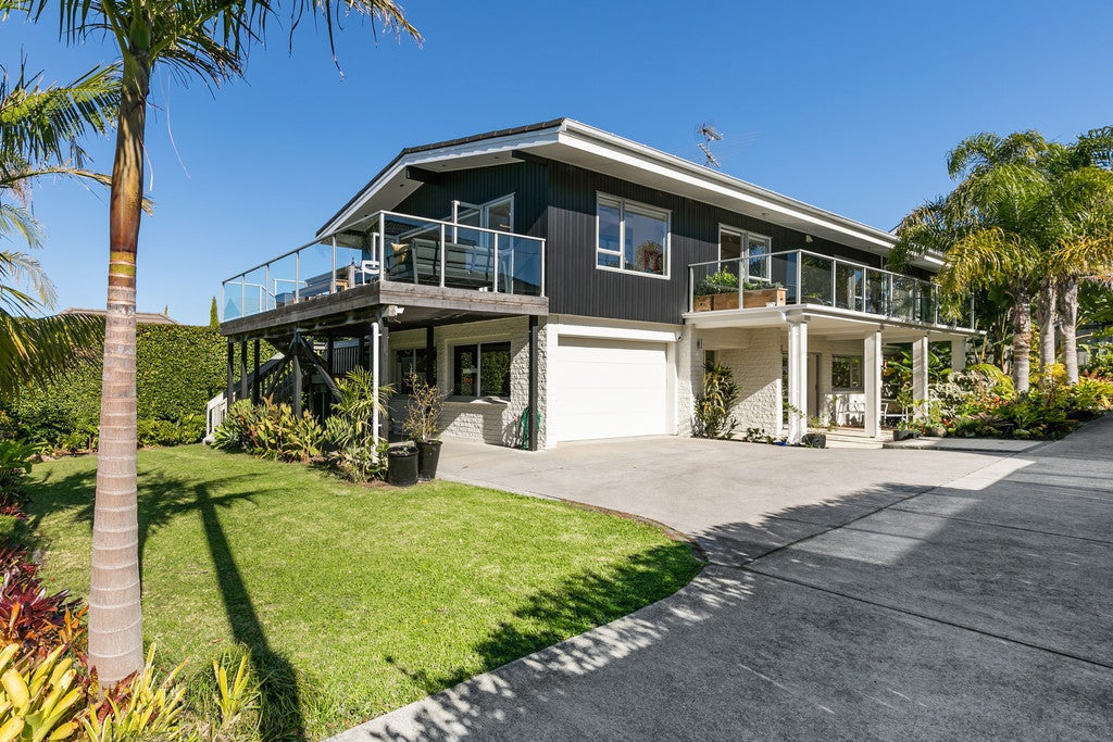 301A Riddell Road, Glendowie, Auckland - Carousel 2