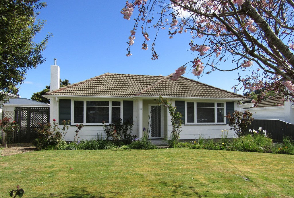 41 Kells Avenue, Aramoho, Whanganui - Carousel 1