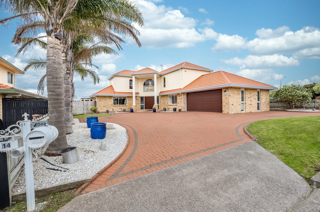14 Ambleside Drive, Northpark, Auckland - Carousel 1