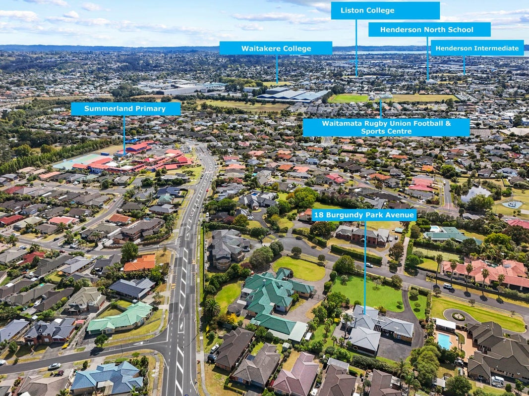 18 Burgundy Park Avenue, Henderson, Auckland - Carousel 46