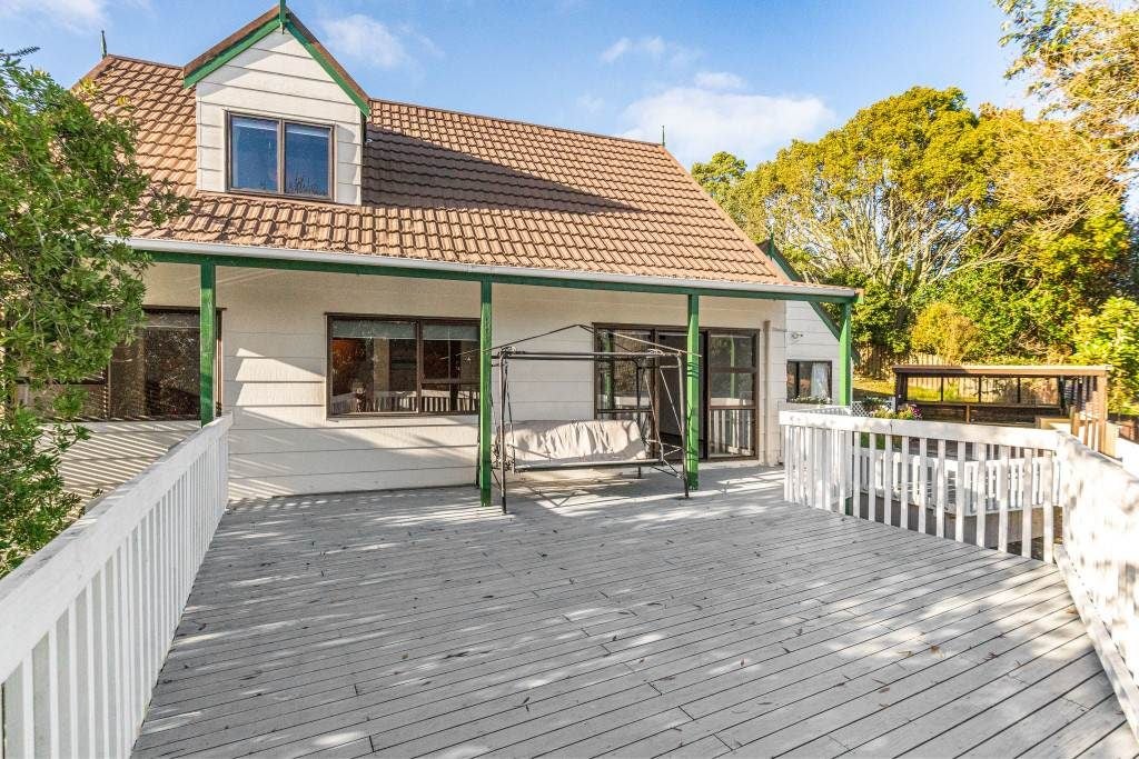 2/73 Oaktree Avenue, Browns Bay, Auckland - Carousel 1