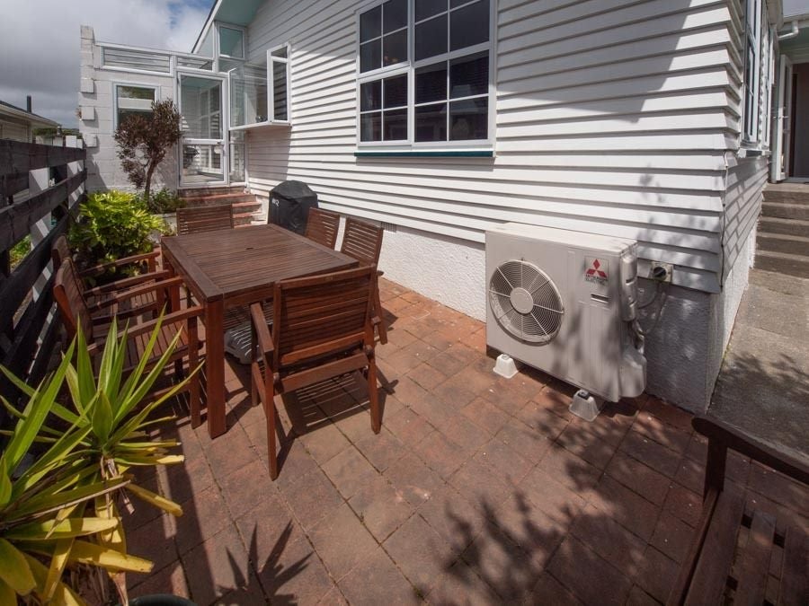 27 Cranwell Street, Churton Park, Wellington - Carousel 17