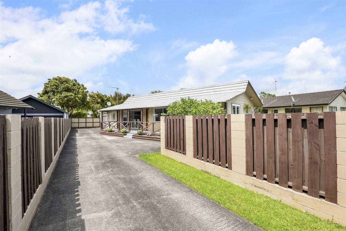 87 Pohutukawa Drive, Pukete, Hamilton - Carousel 20