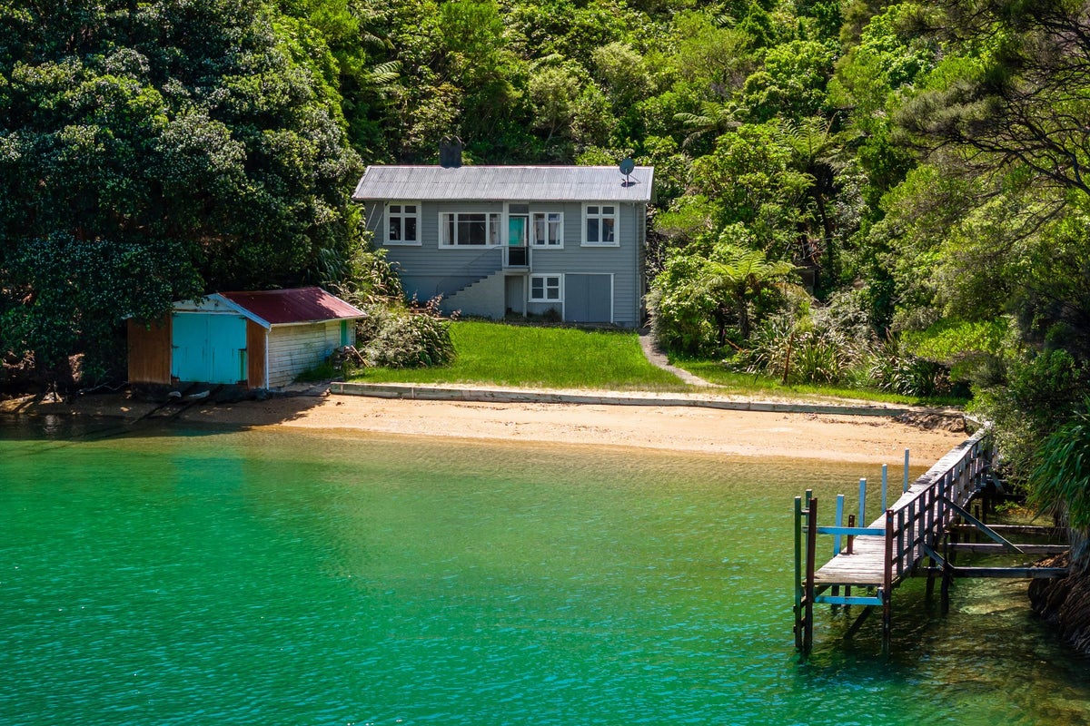 0 Tahuahua Bay, Blackwood Bay, Marlborough Sounds - Carousel 1