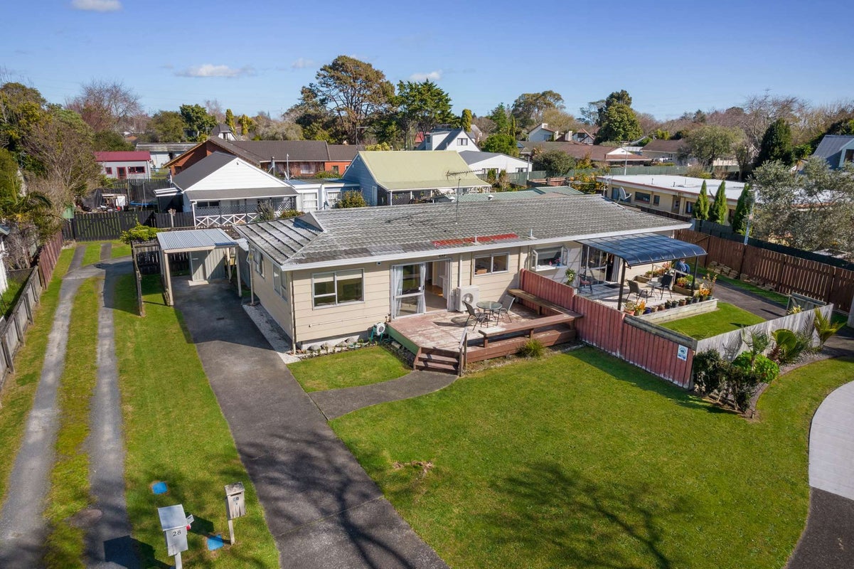 1/30 Waiari Road, Conifer Grove, Takanini - Carousel 13