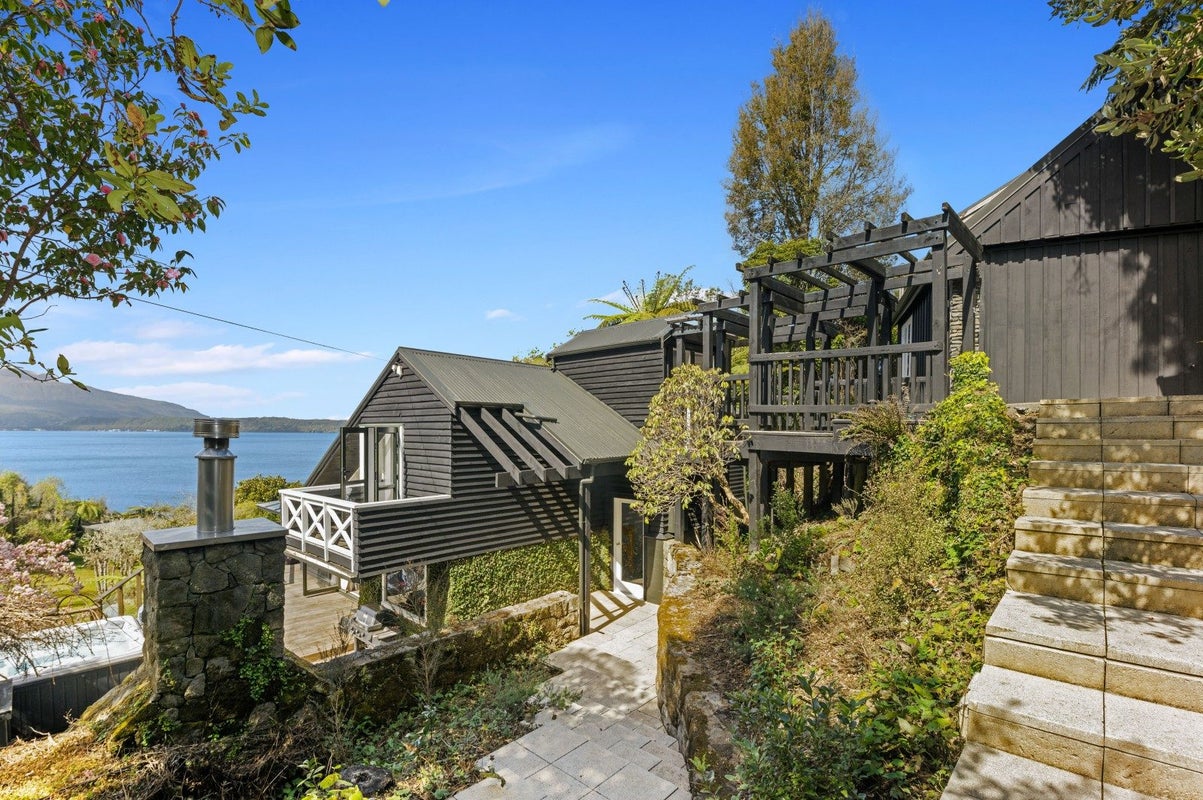 35 Spencer Road, Lake Tarawera, Rotorua - Carousel 2