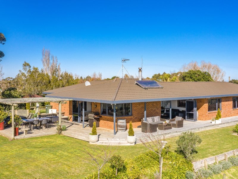 163 Mount View Road, Bastia Hill, Whanganui - Carousel 1